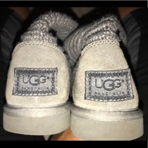 Uggs Classic Cardy Knit Boots sz 5